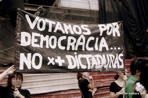  El Movimiento por la Democracia de Junio: Una Llamada a la Libertad guiada por el Ardiente Espíritu de Xavier Kim